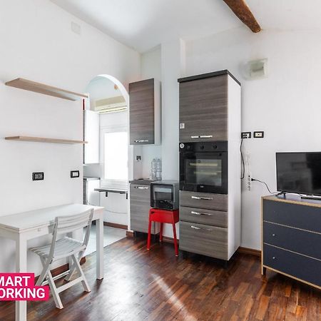 Studio Malcontenti Con Terrazzo By Wonderful Ltaly Bologne Extérieur photo