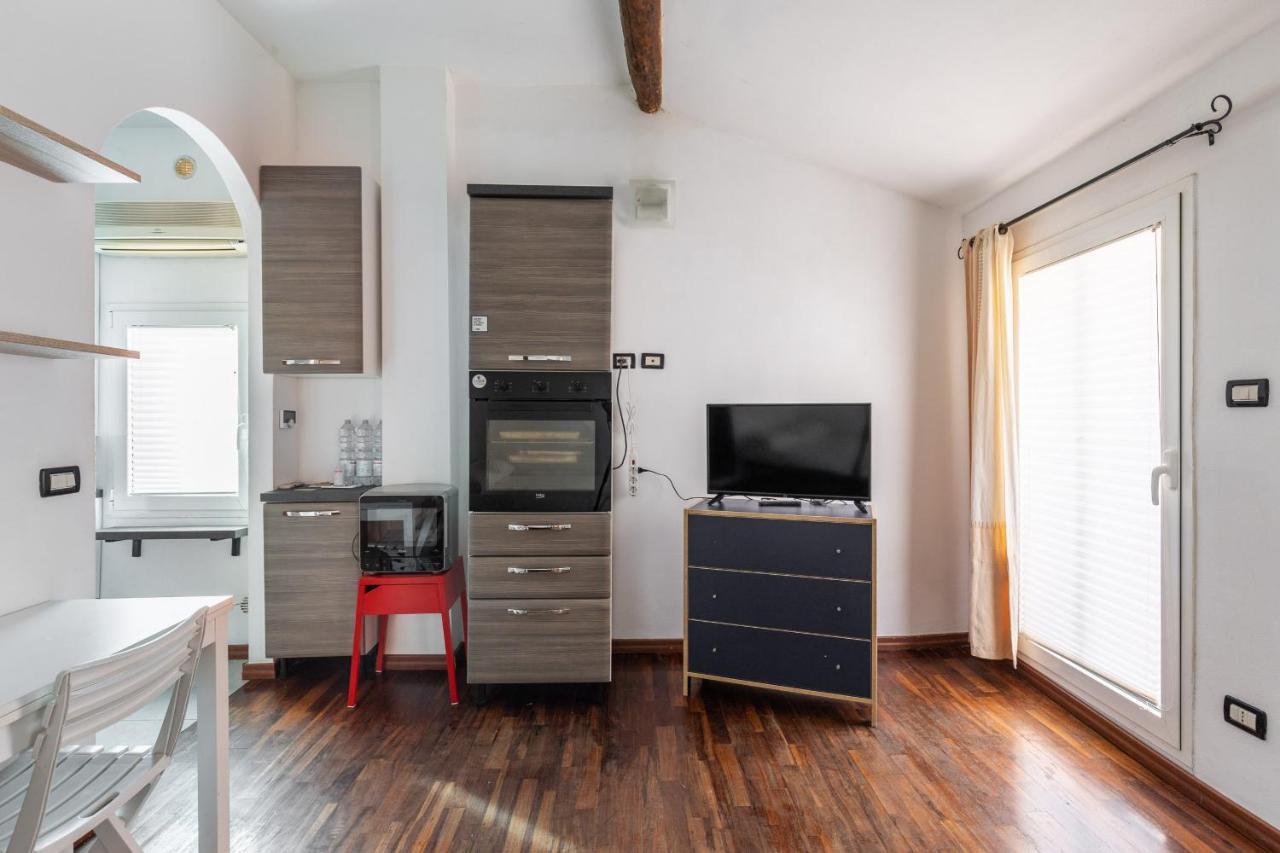 Studio Malcontenti Con Terrazzo By Wonderful Ltaly Bologne Extérieur photo
