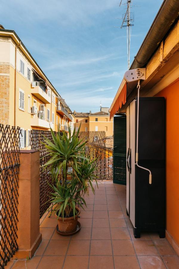 Studio Malcontenti Con Terrazzo By Wonderful Ltaly Bologne Extérieur photo